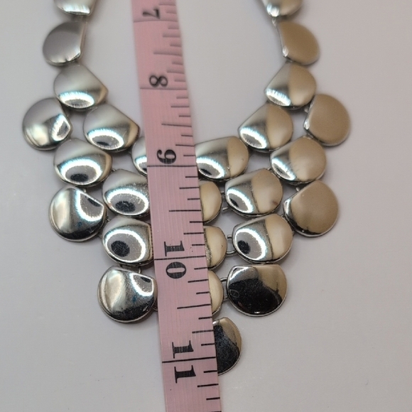 Express Silver-Tone Statement Necklace | Scale Bib Choker - Picture 3 of 6